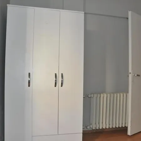 Kadikoy Bolgesinde Cok Merkezi Site Icinde Daire Apartment Istanbul