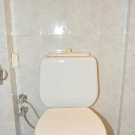 Kadikoy Bolgesinde Cok Merkezi Site Icinde Daire Apartment