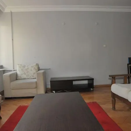 Kadikoy Bolgesinde Cok Merkezi Site Icinde Daire Apartment Istanbul